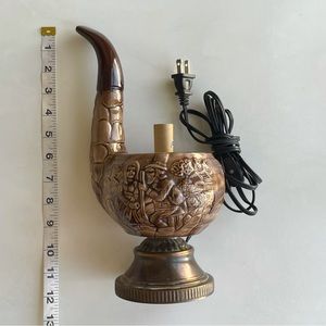 Unique Ceramic Pilgrims / Tobacco Pipe Electric Lamp w/Switch